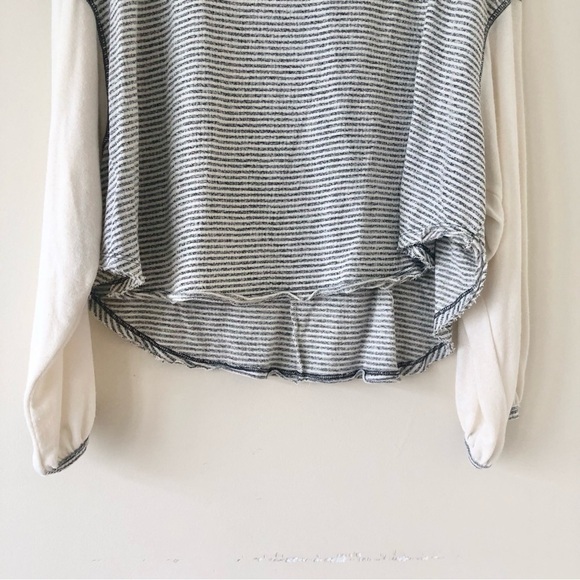 By Together Lori Two Tones Top Grey and Cream Stripped Size Medium - Picture 6 of 11